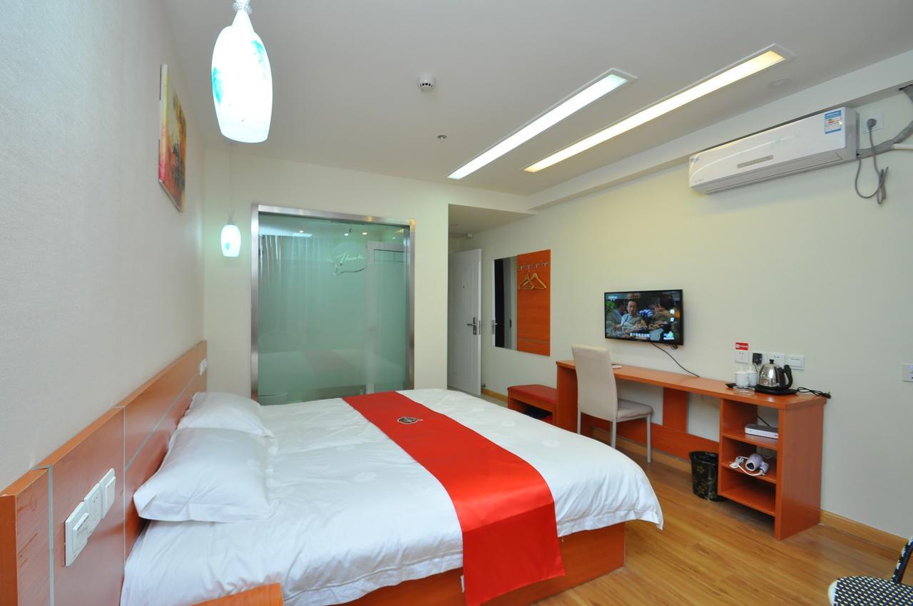 Thank Inn Chain Hotel West Eleven Road Mall Linyi  Exterior foto